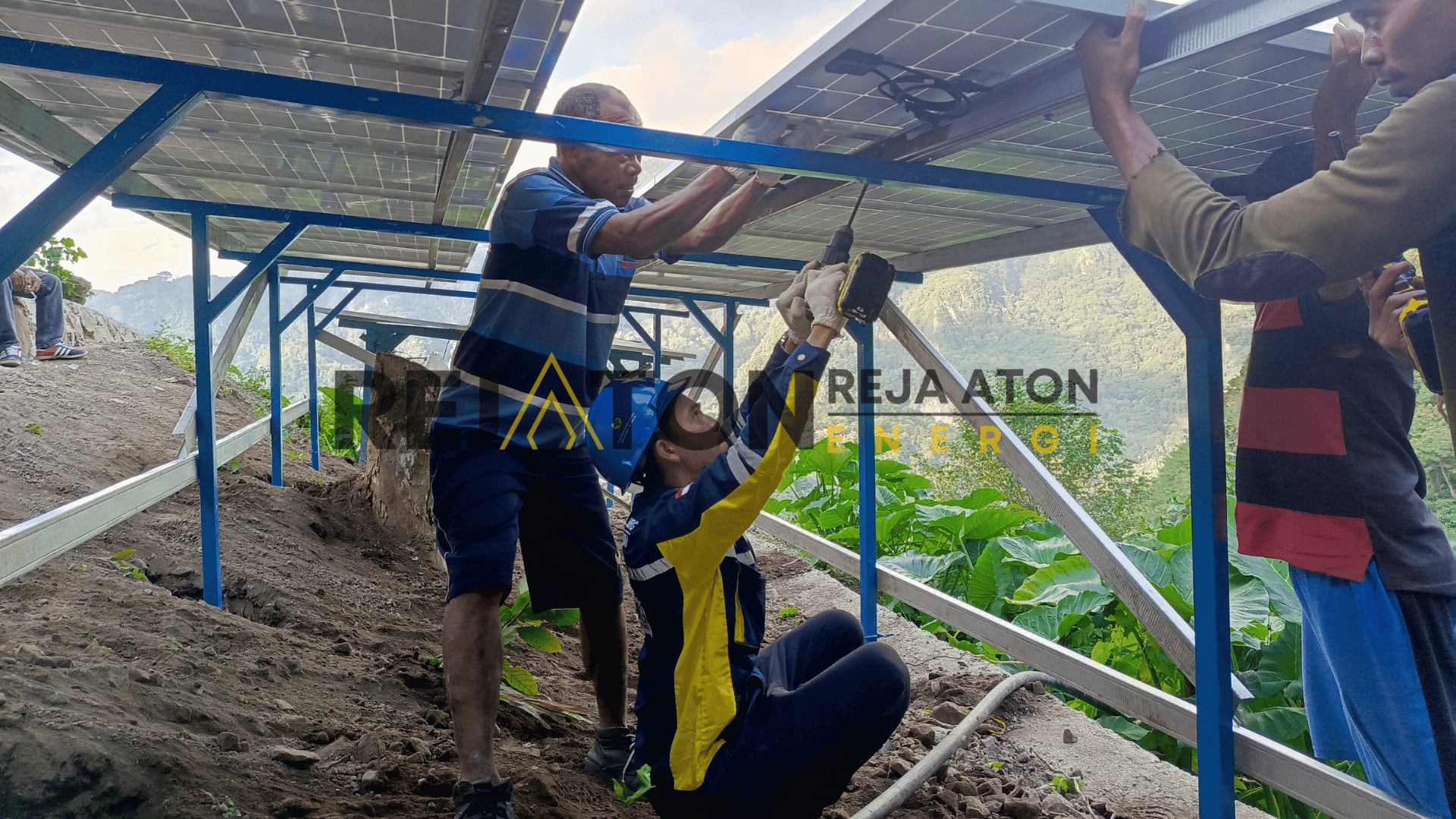 Spesifikasi Pompa Tenaga Surya Head : 220 meter Debit : 2 liter/detik PS24000 3-32 di Bangka, Spesifikasi Pompa Lorentz PS2-4000 C-SJ8-15 di Pegunungan Arfak, Spesifikasi Pompa Lorentz PS2-4000 C-SJ5-25 di Bulukumba, Spesifikasi Pompa Lorentz PS2-1800 5-12 untuk Sambas, Spesifikasi Pompa Lorentz PS2-1800 5-12 untuk Karangasem, Spesifikasi Pompa Lorentz PS2-1800 5-12 untuk Pesawaran, Spesifikasi Pompa Lorentz PS2-Kuala4000 C-SJ5-25 di Barito , Spesifikasi Pompa Lorentz PS2-1800 C-SJ8-7 untuk Jakarta Barat, Spesifikasi Pompa Lorentz PS2-4000 C-SJ5-25 di Gunungkidul, Spesifikasi Pompa Lorentz PS2-1800 5-12 untuk Pariaman, Distributor Resmi Pompa Hybrid ACDC di Tangerang, Distributor Resmi Pompa Celup Tenaga Surya di Barito Selatan, Jual Pompa Hybrid ACDC lengkap dan ready stok di Kupang, Distributor Resmi Pompa Hybrid ACDC di Jakarta Pusat, Spesifikasi Pompa Lorentz PS2-1800 5-12 untuk Lubuklinggau, Distributor Resmi Pompa Hybrid ACDC di Rejang Lebong, Spesifikasi Pompa Lorentz PS2-1800 5-12 untuk Bekasi, Harga Paket Pompa Tenaga Surya lengkap dan ready stok untuk e-katalog sekarang di Sabang, Aceh, Distributor Resmi Pompa Hybrid ACDC di Kendal, Spesifikasi Pompa Lorentz PS2-1800 5-12 untuk Solok, Distributor Resmi Pompa Sibel Tenaga Surya di Bontang, Distributor Resmi Pompa Sibel Tenaga Surya di Dompu, Spesifikasi Pompa Lorentz PS2-4000 C-SJ5-25 di Natuna, Spesifikasi Pompa Lorentz PS2-4000 C-SJ5-25 di Batam, Spesifikasi Pompa Tenaga Surya Head : 70 meter Debit : 3 liter/detik PS21800 5-12 di Bandung