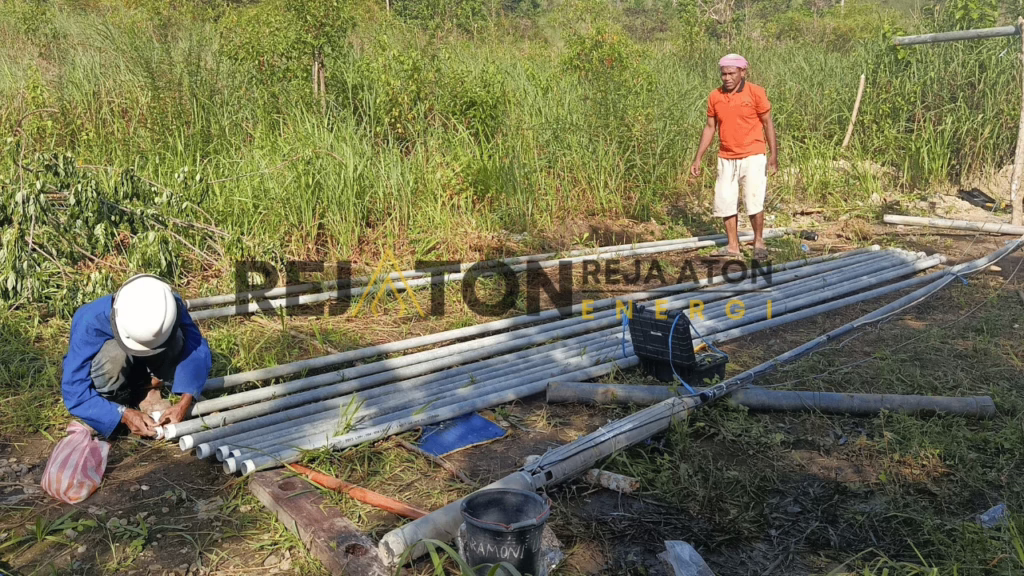 Harga Paket Pompa PS2-1800 C-SJ8-7 lengkap dan ready stok untuk Jaringan Irigasi Air Tanah (JIAT) di Batang, Harga Paket Pompa PS2-4000 C-SJ5-25 lengkap dan ready stok untuk Jaringan Irigasi Air Tanah (JIAT) di Pati, Spesifikasi Pompa Lorentz PS2-4000 C-SJ8-15 di Lombok Tengah, Spesifikasi Pompa Lorentz PS2-4000 C-SJ8-15 di Pulau Morotai, Jual Pompa Celup Tenaga Surya lengkap dan ready stok di Samarinda, Spesifikasi Pompa Lorentz PS2-4000 C-SJ8-15 di Gorontalo Utara, Spesifikasi Pompa Lorentz PS2-4000 C-SJ8-15 di Teluk Bintuni, Spesifikasi Pompa Tenaga Surya Head : 40 meter Debit : 4 liter/detik PS21800 8-7 di Boalemo, Jual Pompa Hybrid ACDC lengkap dan ready stok di Muna, Spesifikasi Pompa Tenaga Surya Head : 220 meter Debit : 2 liter/detik PS24000 3-32 di Ternate